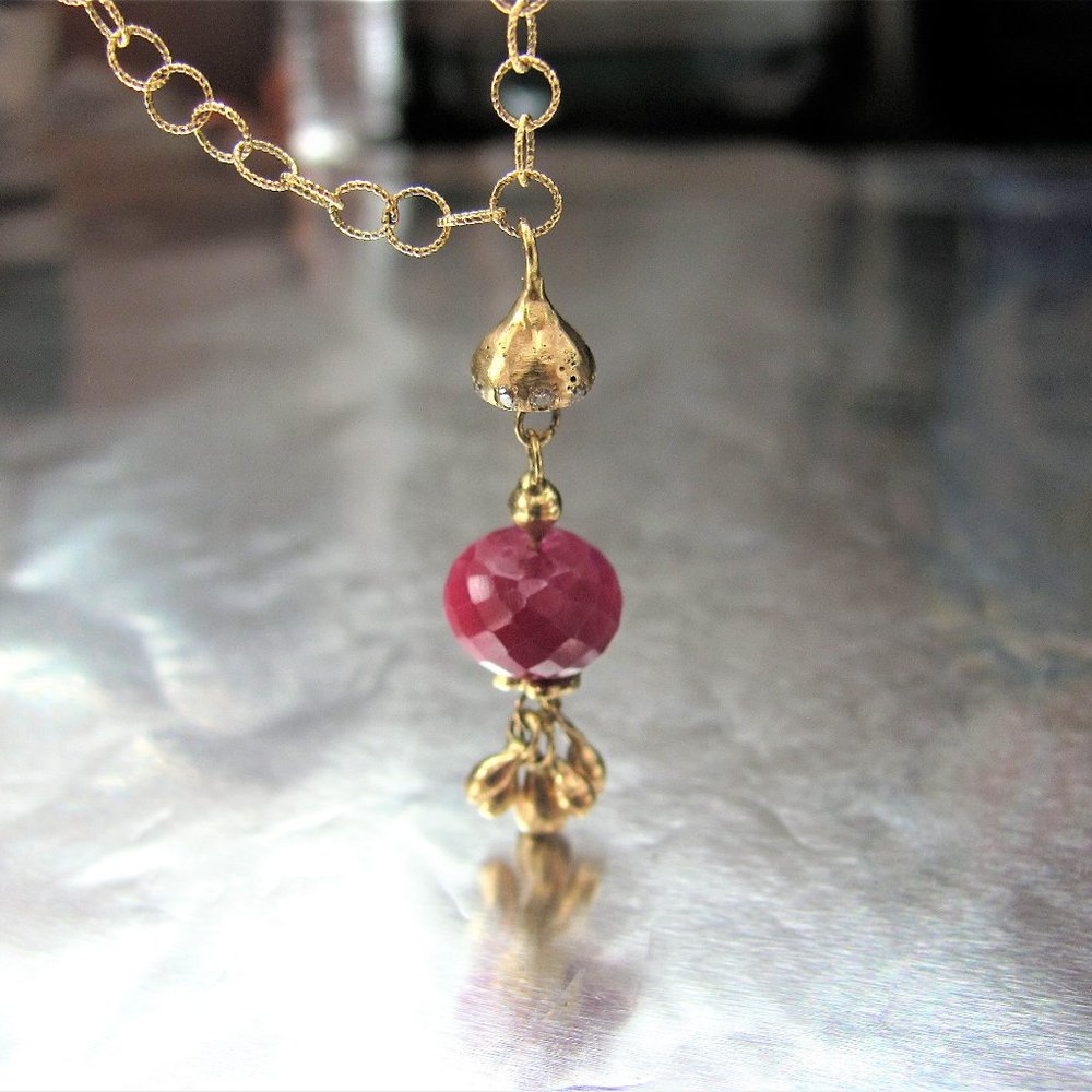 Gold Diamonds Ruby necklace.